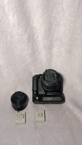 Canon EOS T2i