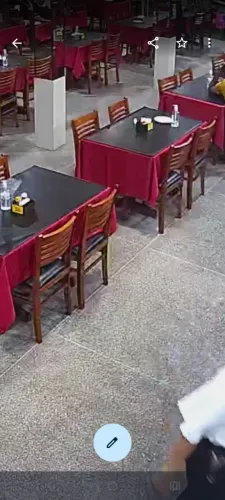 VAGA GARÇOM LAURO DE FREITAS 
