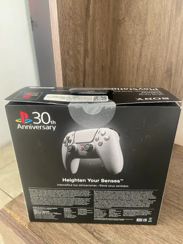 Controle Dualsense PS5 edição limitada 30 anos