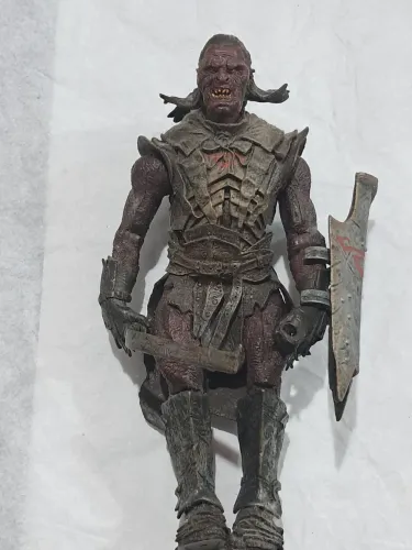 Boneco orc uruk hay senhor dos anéis figure toybiz lord of the rings