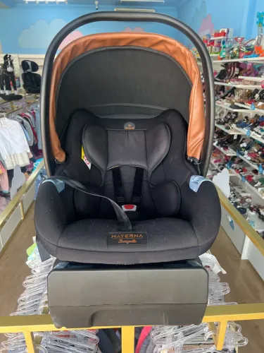 Cadeira + Base Isofix Auto Materna Burigotto