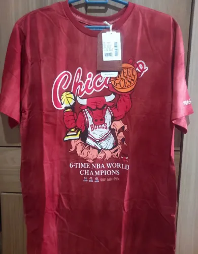 Camiseta bulls mitchell and ness die tey G