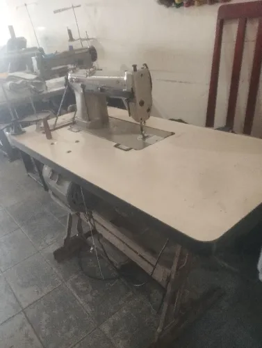 Máquina de costura Singer 