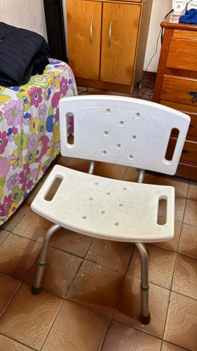 Cadeira geriátrica banho com encosto
