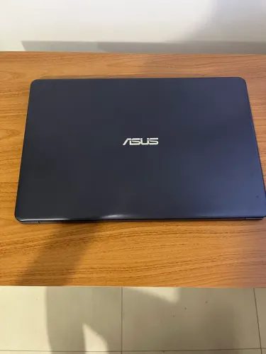 Notebook Asus VivoBook X510U - Para Retirada de Peças ou Conserto (Placa-mãe Queimada)