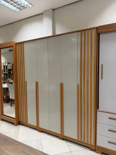 Roupeiro 100% MDF