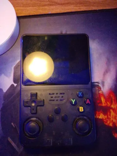R36S SEMI NOVO NA CÔR PRETA PROMOÇÃO MINI GAME PORTÁTIL DO MOMENTO