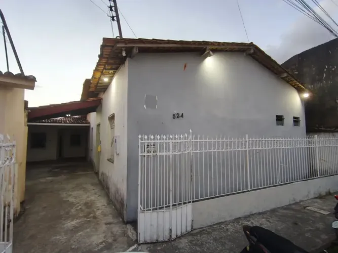 Sala Comercial para Venda em Estância, Porto da Areia, 1 dormitório, 1 suíte, 2 banheiros
