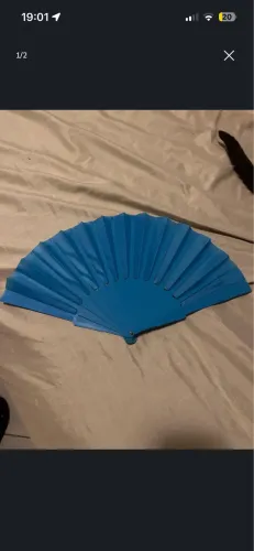 DOAÇÃO LEQUE AZUL PLASTICO