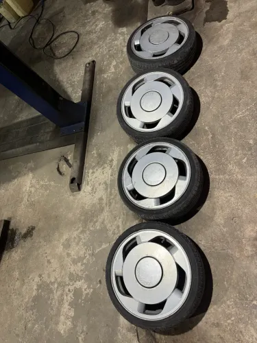 Rodas orbital aro 17 / 4x100, tala 7 com pneus 195/40/17