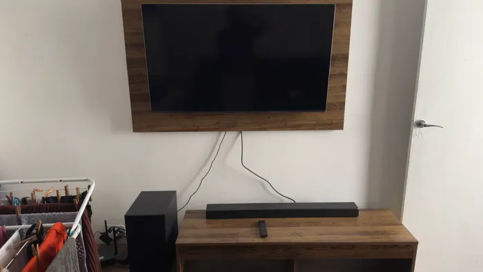 Vendo Smart Tv Samsung com Soudbar Samsung