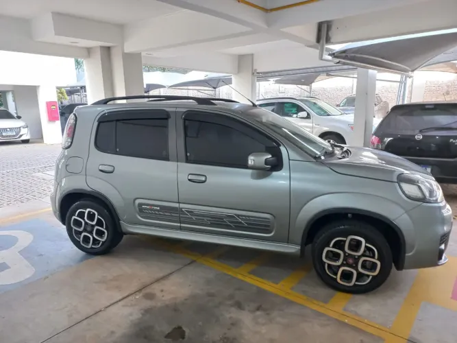 Fiat Uno Sporting Dualogic 1.4 EVO Flex 8V 4P 2016