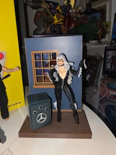Gata negra marvel select