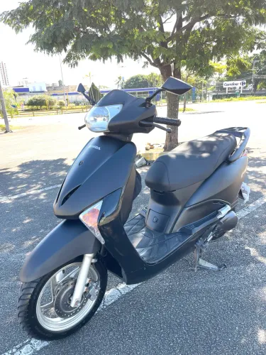 Honda Lead lindissima km baixo 