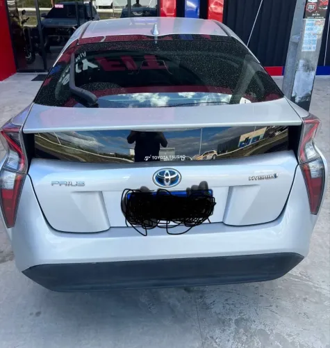 Aluguel/Locaçao de carro híbrido Toyota Prius com intenção de compra.