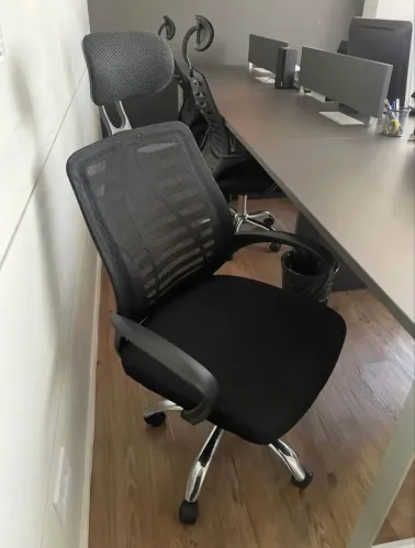 Cadeira de Escritório Diretor Giratória Light Preta