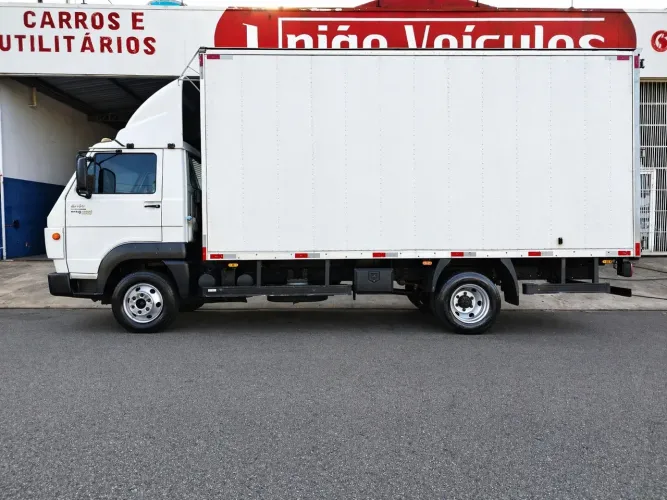 VOLKSWAGEN 8-160 E Delivery 2p (diesel)(E5)