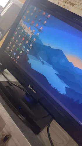 Vendo monitor Lenovo 19.5 thinkvision