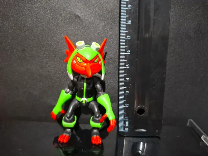 Ben 10 Miniatura Diabrete Original Bandai(Leia a descrição)