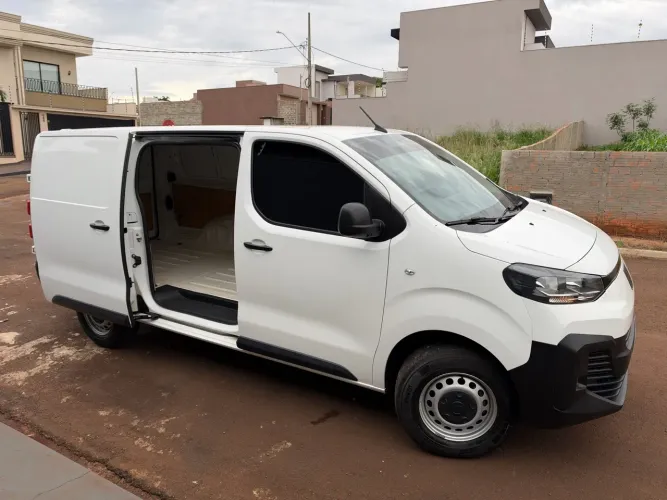 Fiat Scudo Cargo 1.5 16V Turbo Diesel 2025