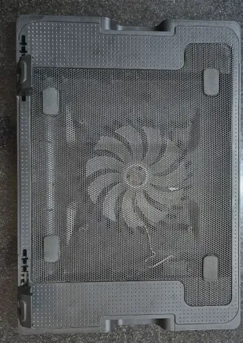 Base Cooler Multilaser para Notebook com Ventilador USB - Excelente Estado