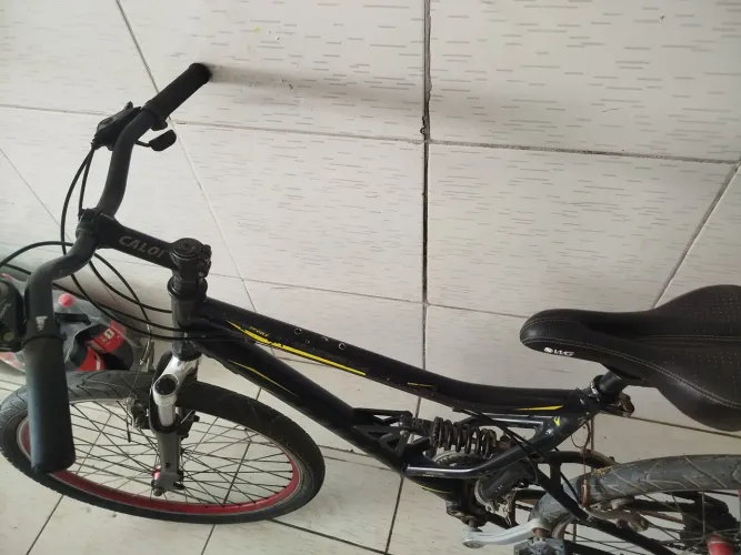 Vende-se bike Caloi 