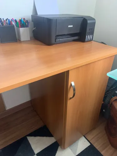 Mesa de MADEIRA MACIÇA escritório