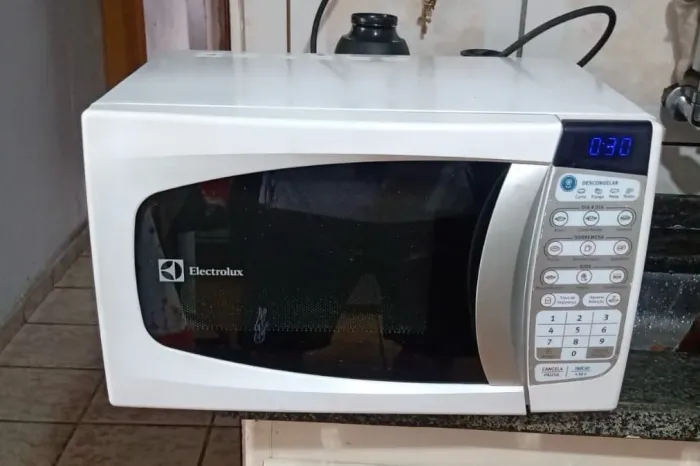 Microondas Electrolux 20 litros