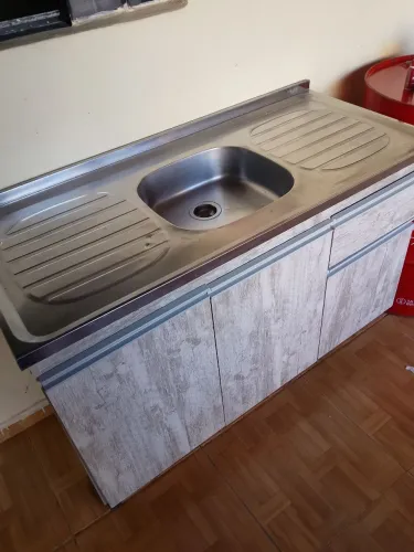 Gabinete de Cozinha com Pia de Inox - 1,20m - cor Legno Crema(Semi-novo)