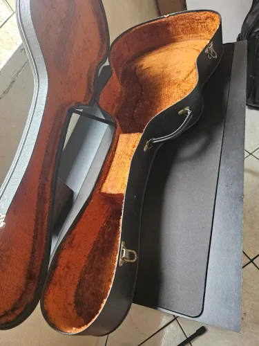 Case rigida para violão clássico anos 90 e 2000