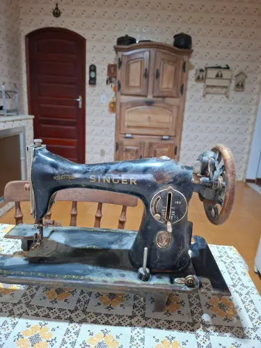 Máquina singer antiga