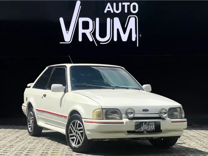 Ford Escort XR3 1.8 / 1.6 Beneton/form./laser 1990