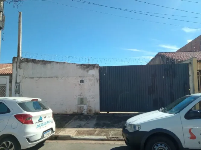 LOCAÇÃO de GALPAO : BARRACAO - VILA OLIVEIRA ITAPETININGA/SP