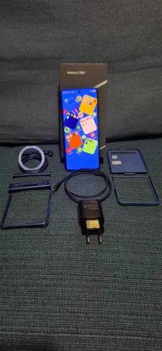 GALAXY Z FLIP 7