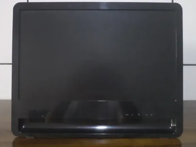 Monitor Positivo LCD Usado