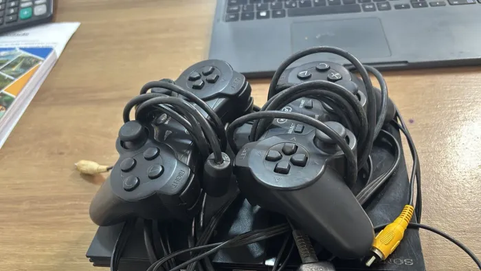 Ps2 e 2 controle