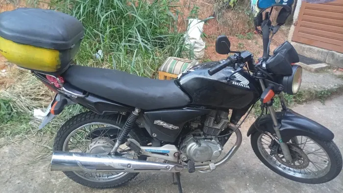 Moto Titan 150