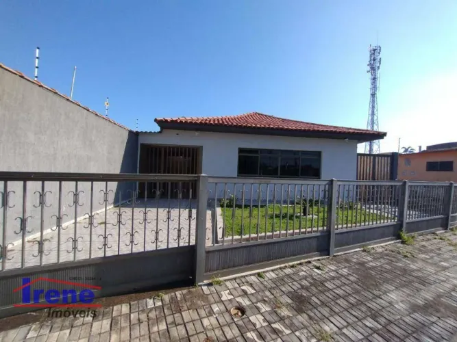 Casa com 3 dormitórios à venda, 184 m² por R$ 750.000,00 - Jardim Suarão - Itanhaém/SP