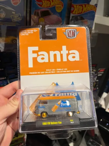M2 Machines Vw Kombi 1960 Fanta Chase Raw 1/250 