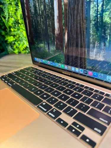 MacBook seminovo