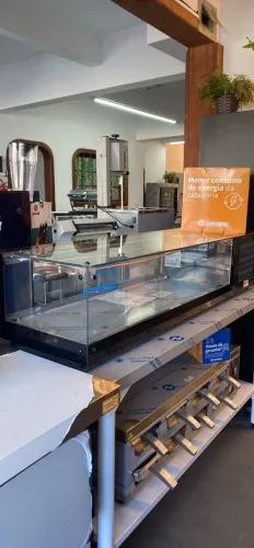 NZ. Vitrine refrigerada bancada para sushi 1,50 m Gelopar