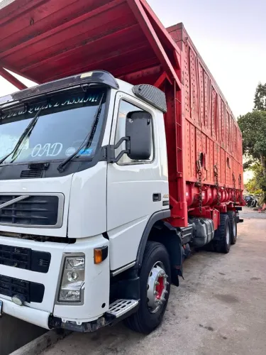 Caminhão pronto para transferir com ou sem os reboques 320.000 com sem 260.000 troca
