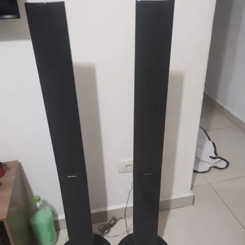 Vendo 2 Caixa acústica  potência 3.0