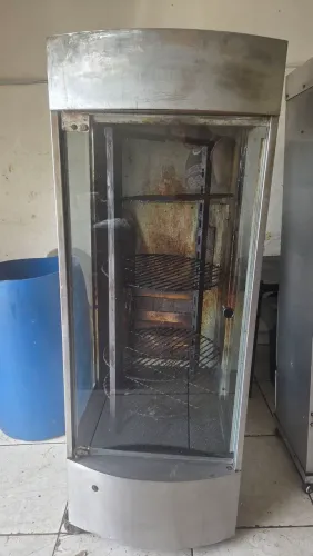 Assadeira de frango giratoria