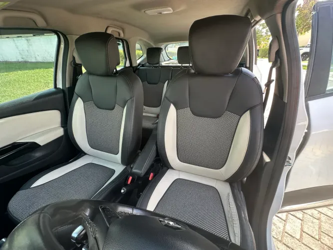 Renault Captur Intense 1.6 16V Flex 5P Aut. 2018