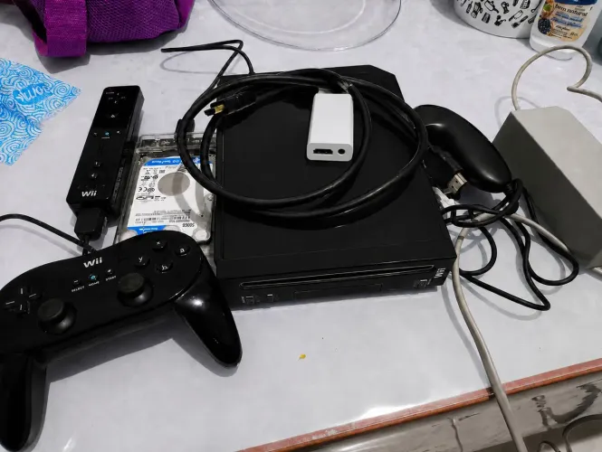 Console Nintendo Wii preto desbloqueado hd 500gb lotado de jogos