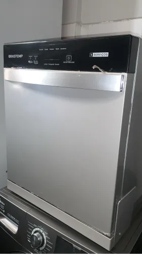 LAVA LOUÇA: 8 Serviços Brastemp Cinza -