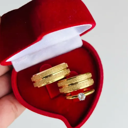 Par de Alianças Diamantada Frisos + Anel solitário +Caixinha PROMOÇÃO! Banho de Ouro