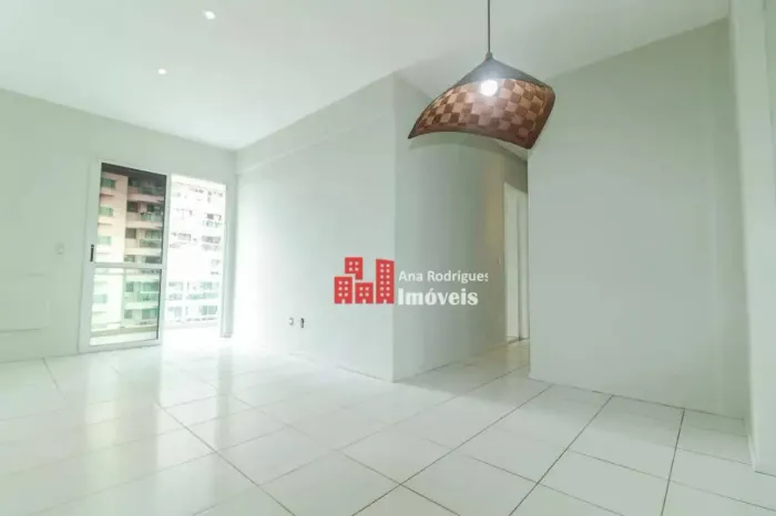 Apartamento com 2 dormitórios à venda, 64 m² por R$ 450.000 - Jacarepaguá - Rio de Janeiro