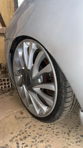 Vendo 4 pneu novo 165/40 R17